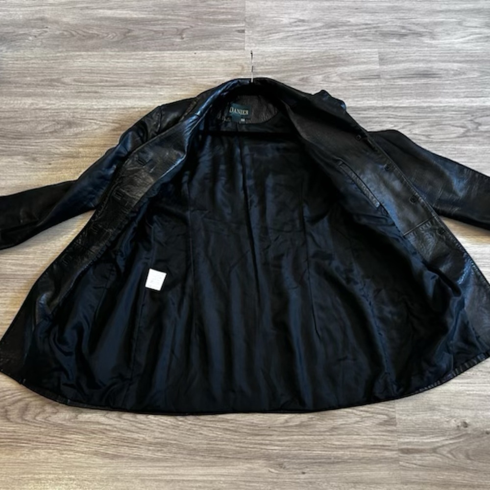 DANIER Black Genuine Leather Button Up Jacket. Size L - Picture 5 of 11
